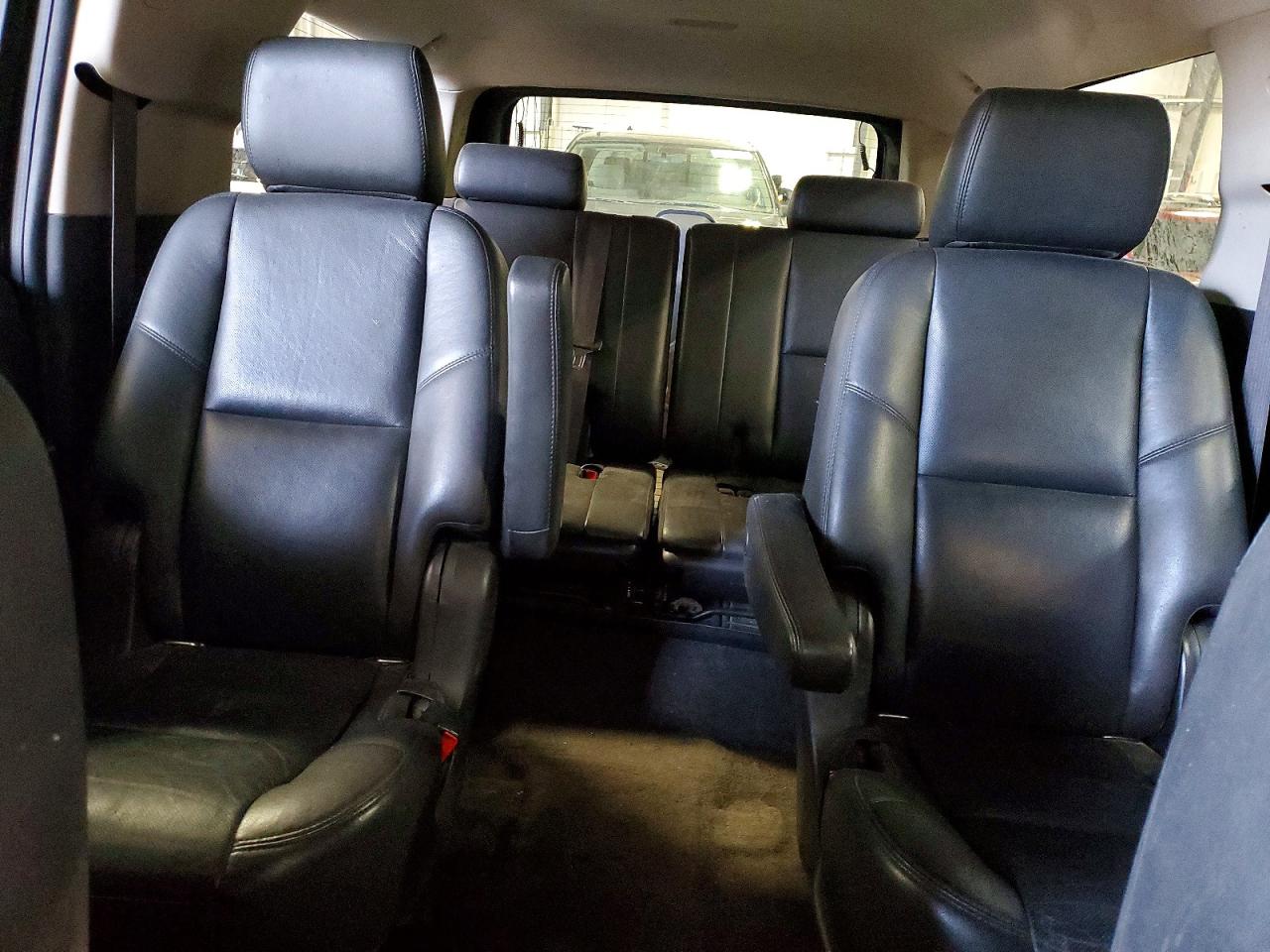 GMC YUKON XL 2011 — 10