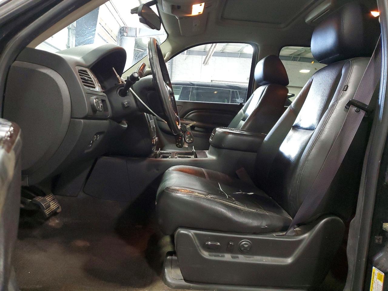 GMC YUKON XL 2011 — 7