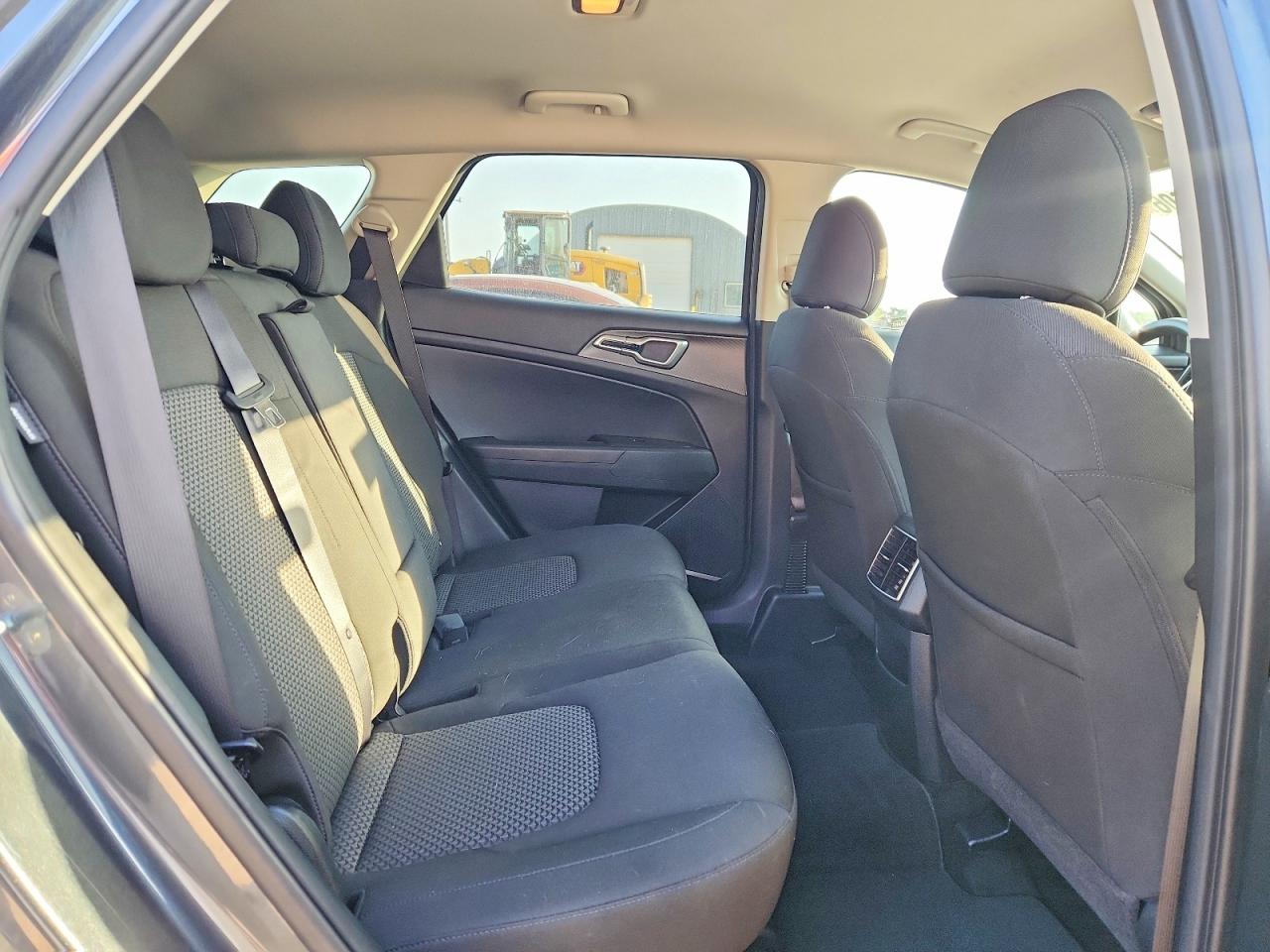 KIA SPORTAGE 2024 — 10