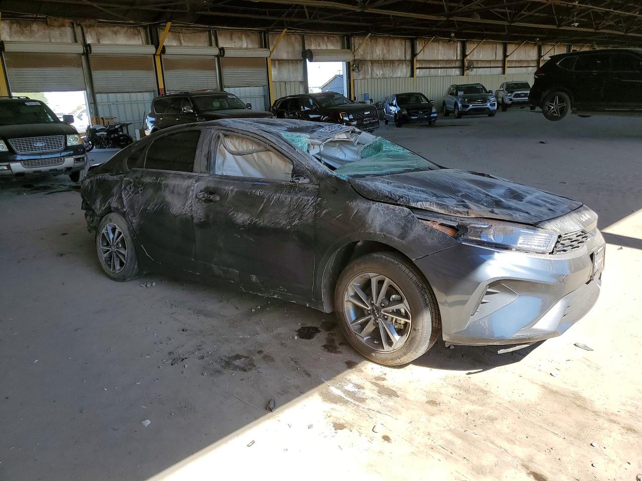 KIA FORTE 2023 — 4