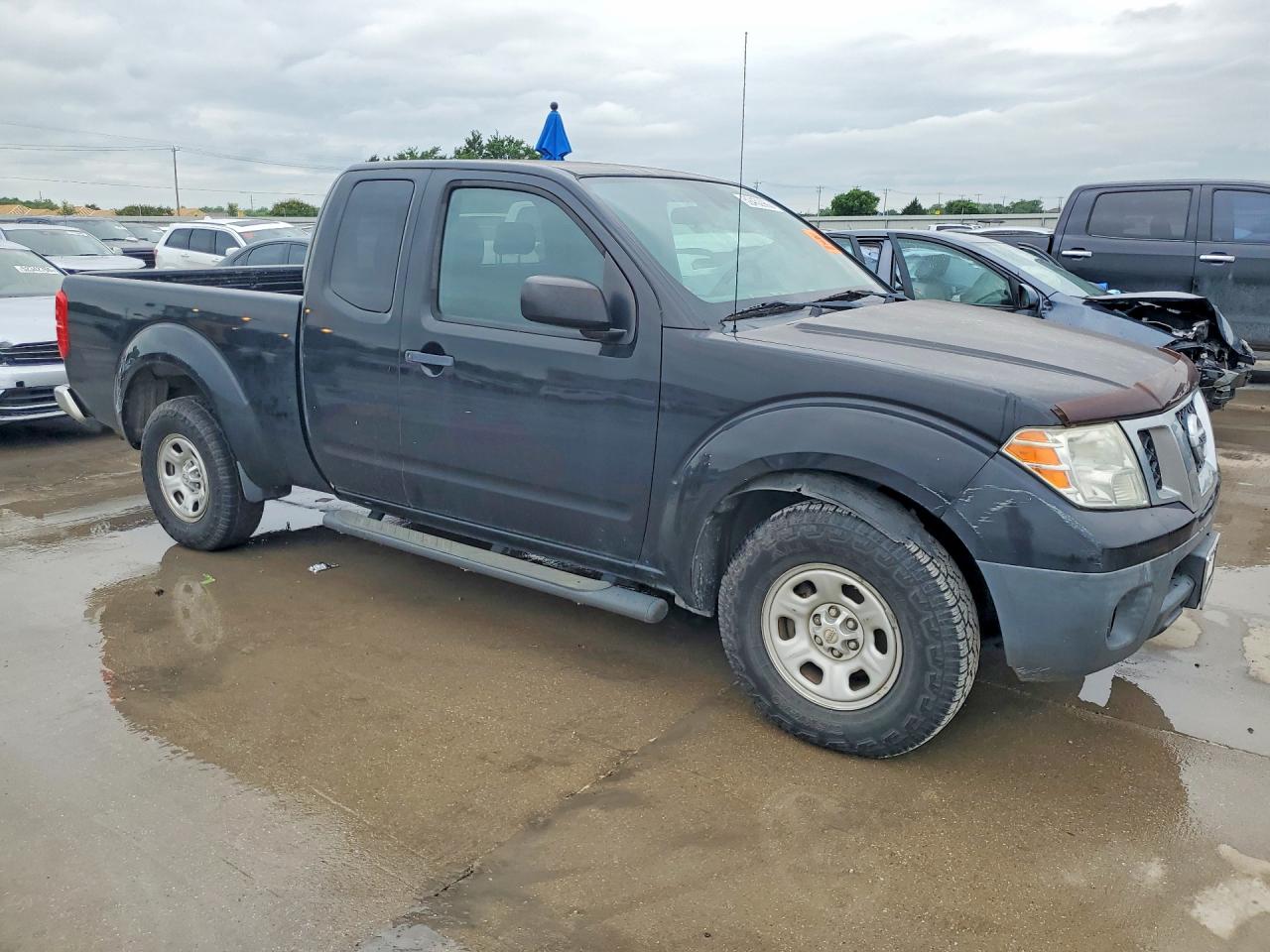 NISSAN FRONTIER 2016 — 4