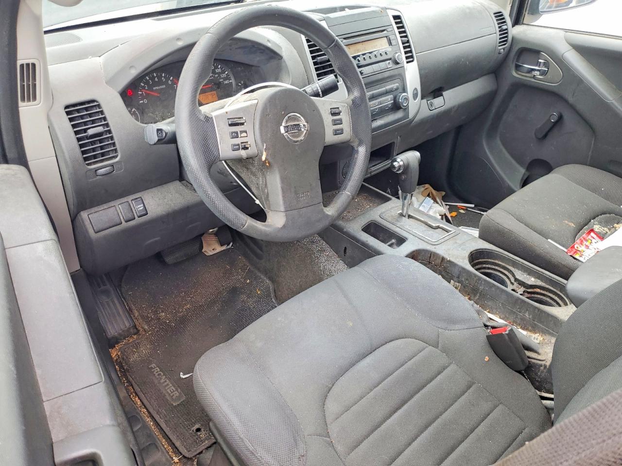 NISSAN FRONTIER 2016 — 8