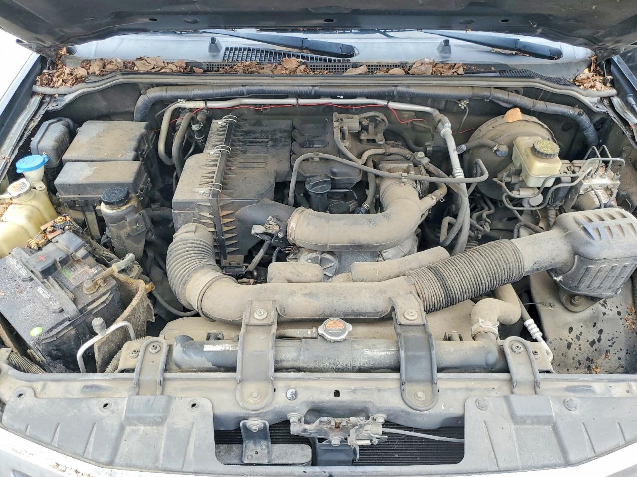 NISSAN FRONTIER 2016 — 11