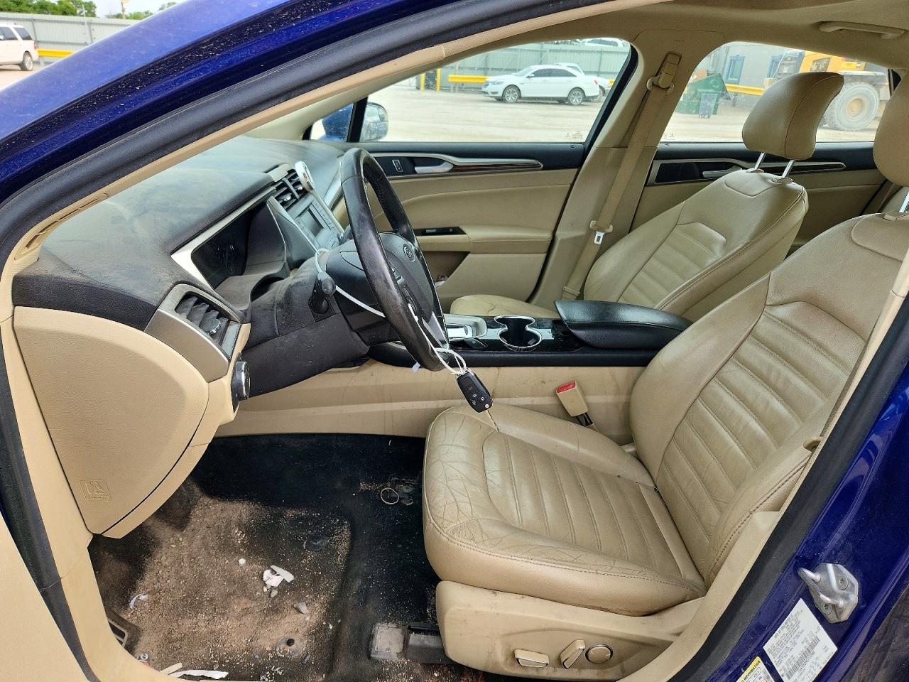 FORD FUSION 2016 — 7