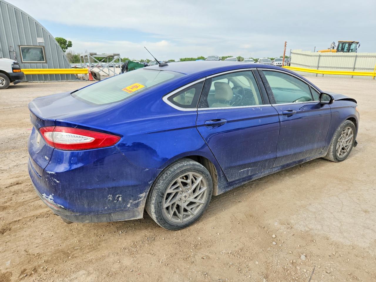 FORD FUSION 2016 — 3