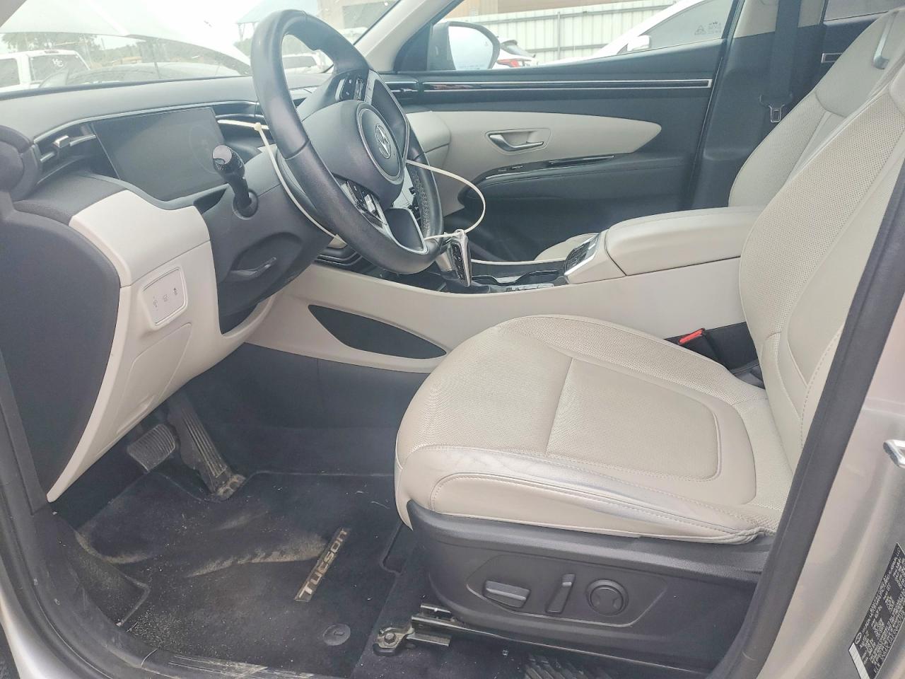 HYUNDAI TUCSON 2022 — 7