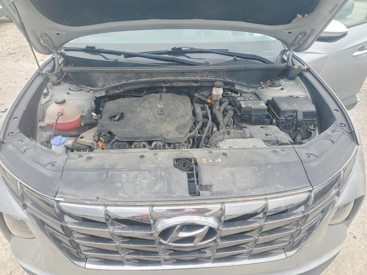 HYUNDAI TUCSON 2022 — 12