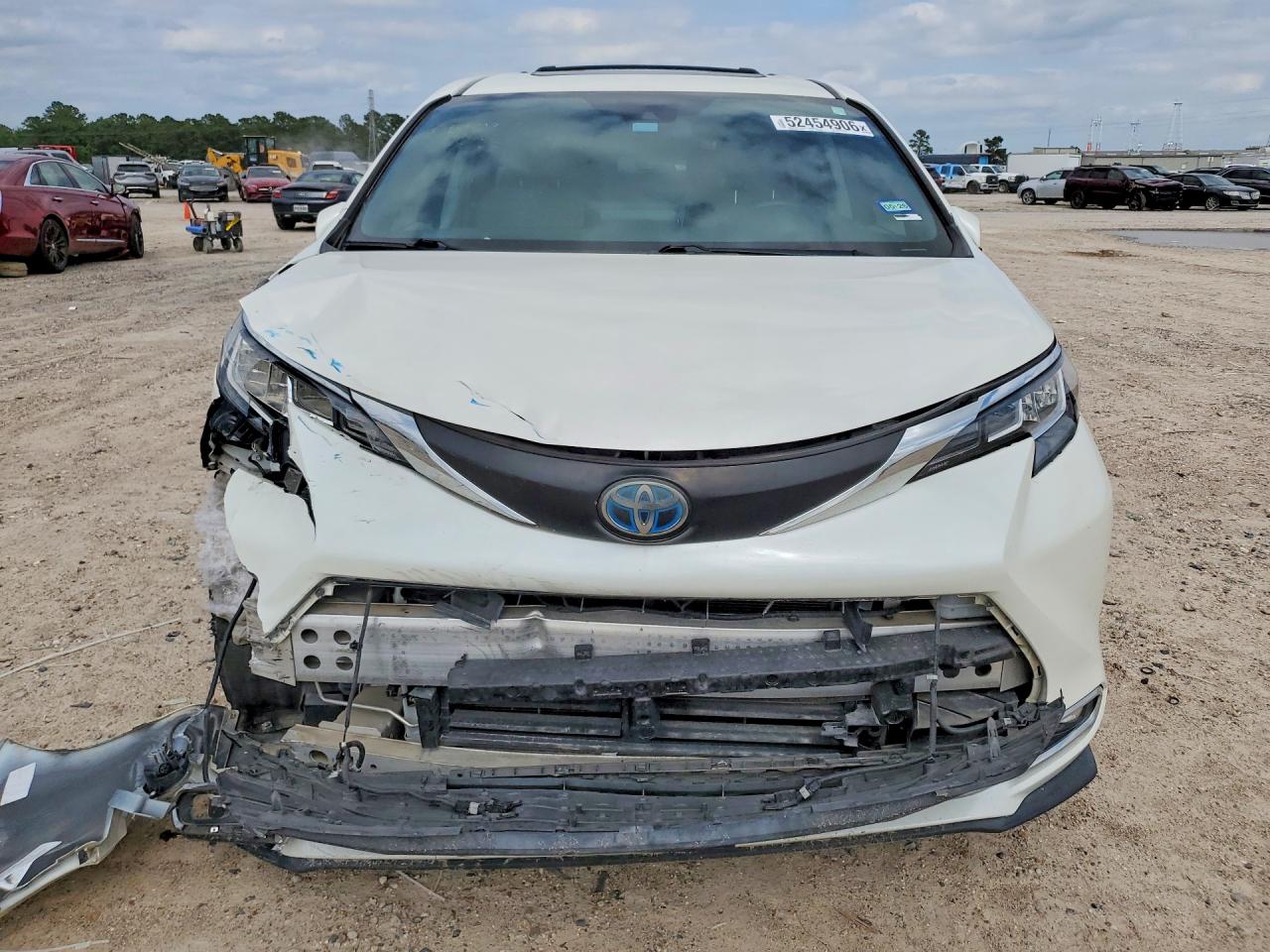 TOYOTA SIENNA 2021 — 5