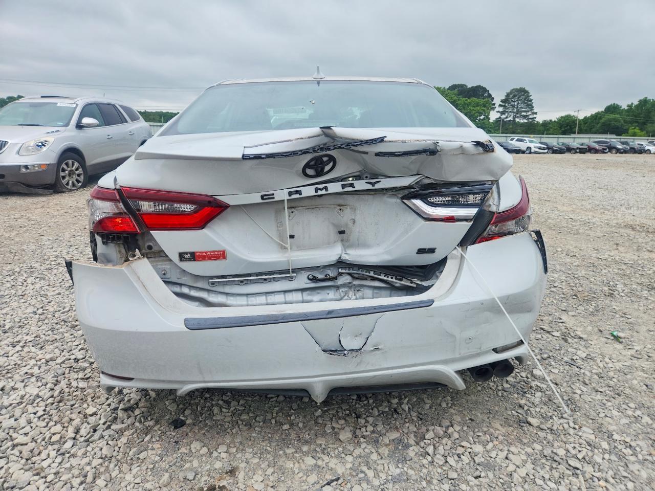 TOYOTA CAMRY 2022 — 6