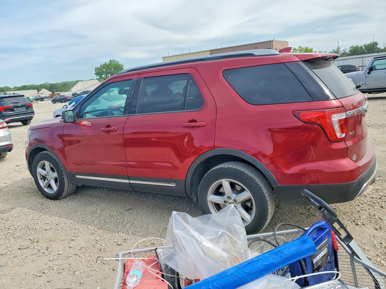 FORD EXPLORER 2016 — 2