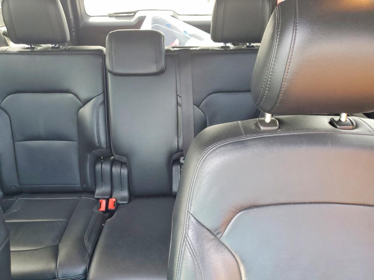 FORD EXPLORER 2016 — 10