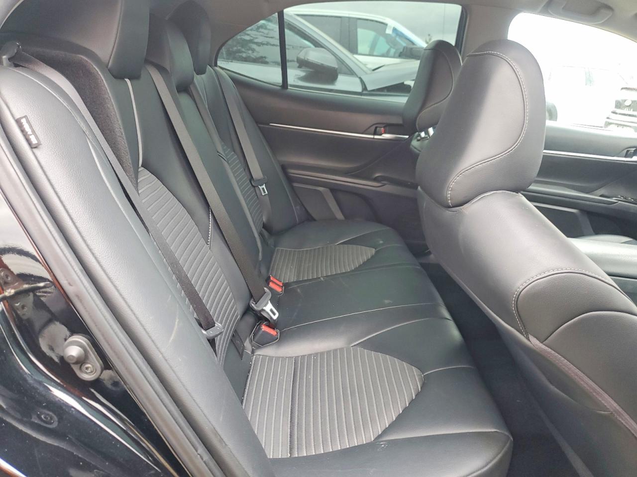TOYOTA CAMRY 2020 — 10