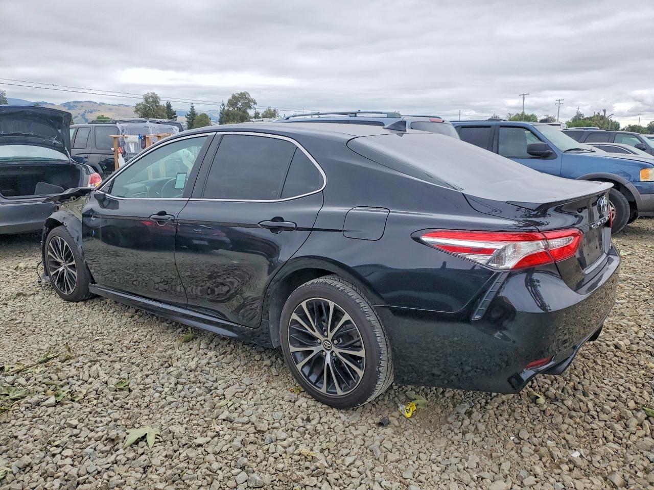 TOYOTA CAMRY 2020 — 2