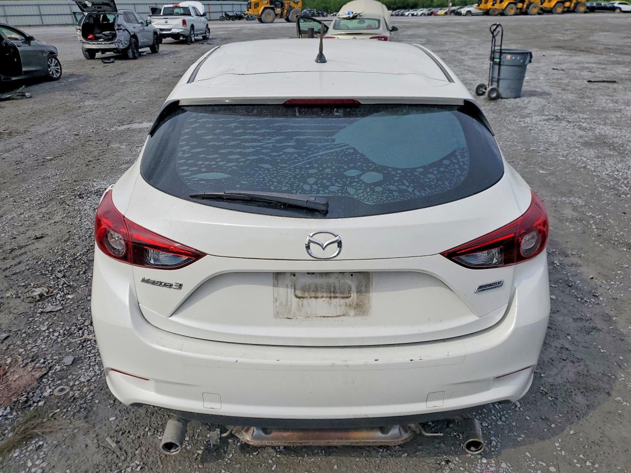 MAZDA 3 2018 — 6