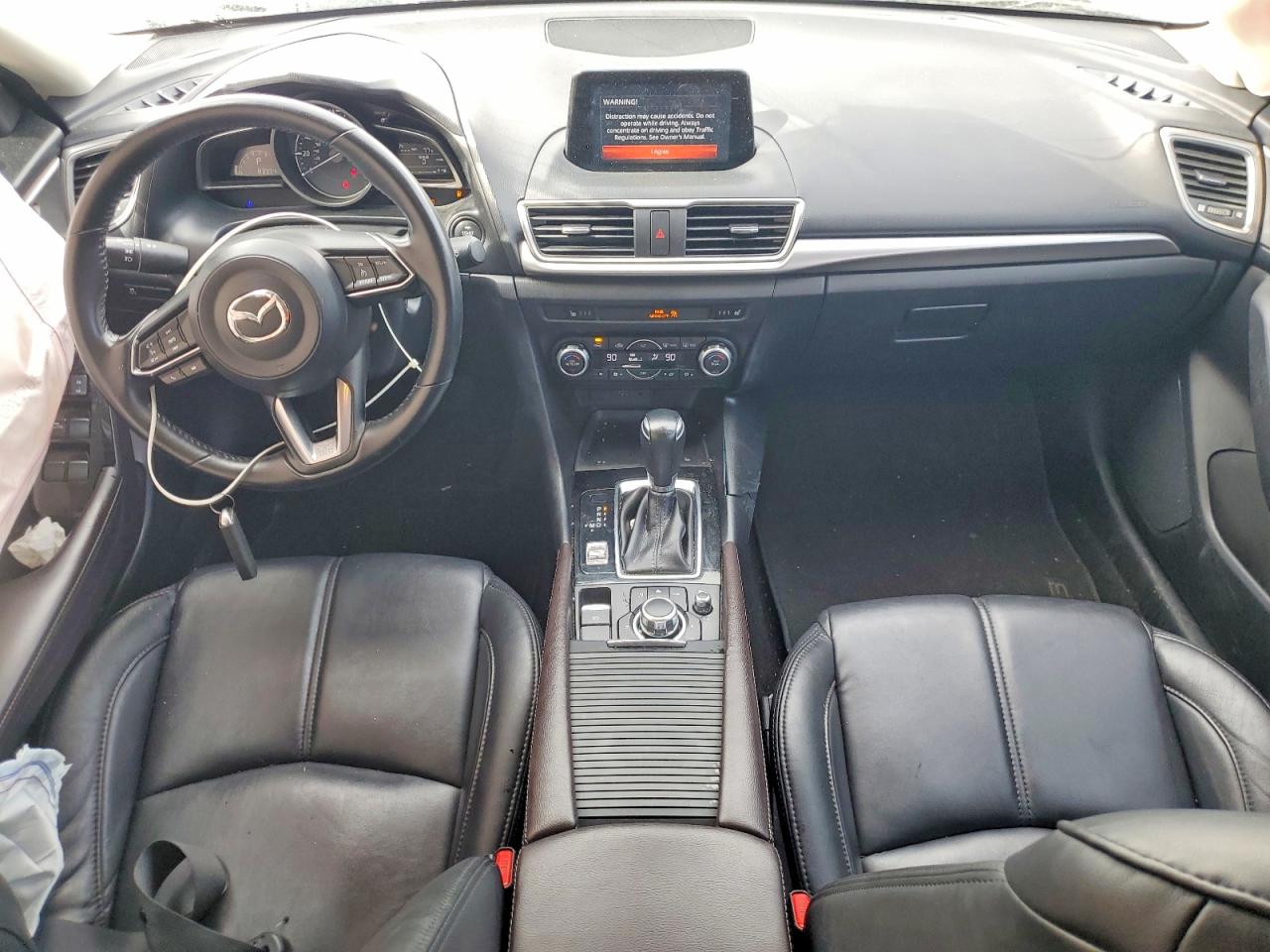 MAZDA 3 2018 — 8