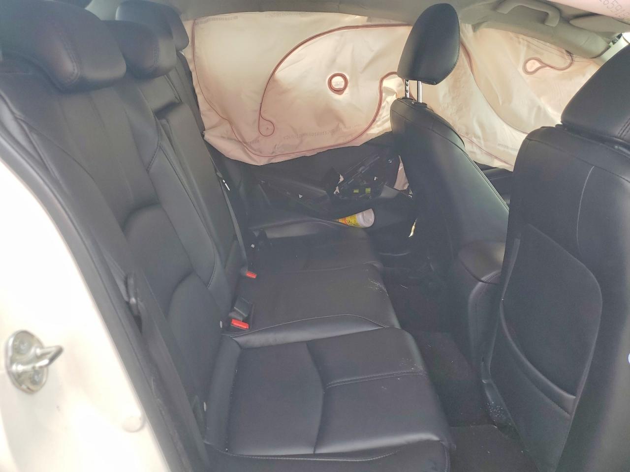 MAZDA 3 2018 — 10