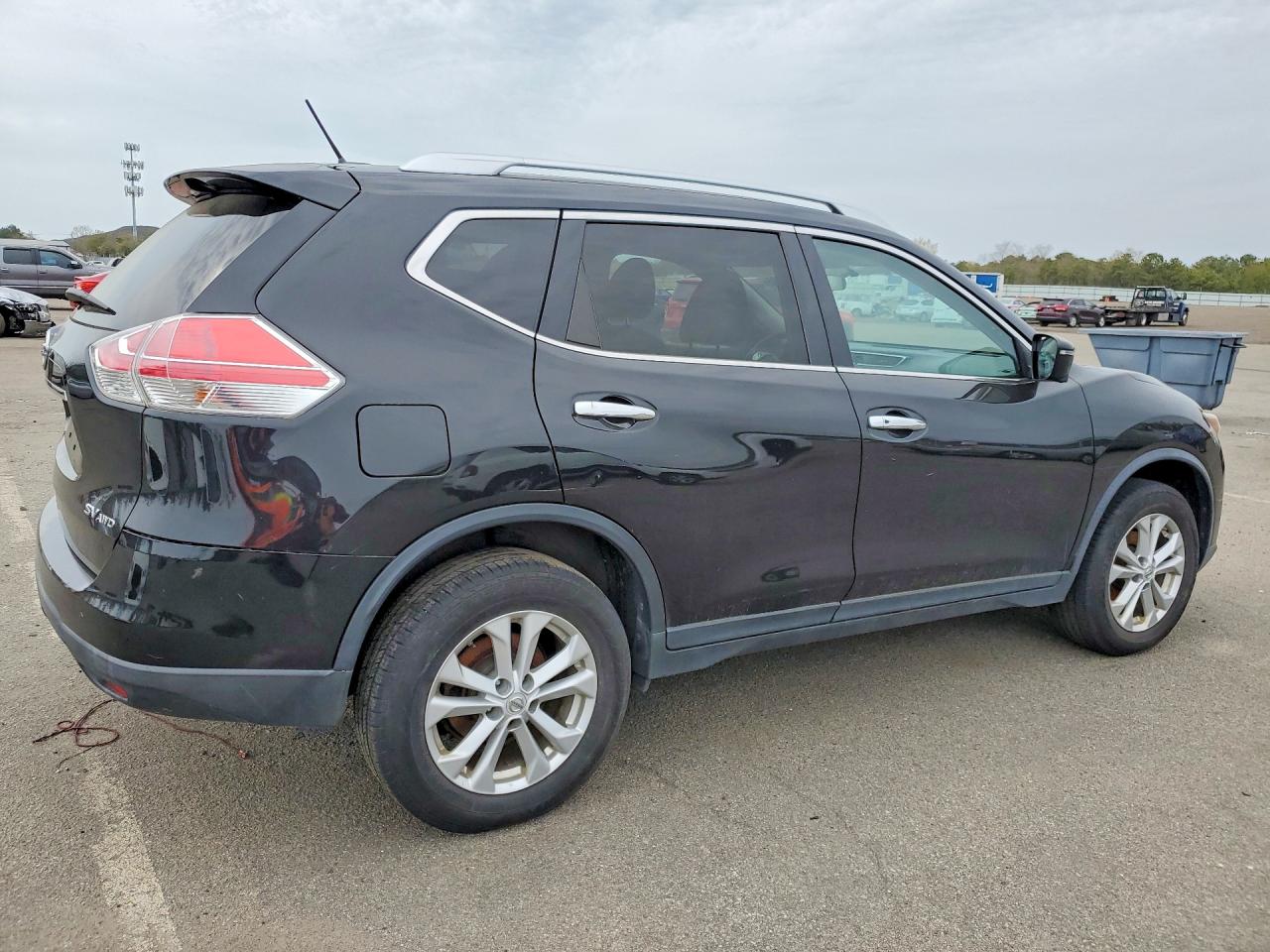 NISSAN ROGUE 2016 — 3