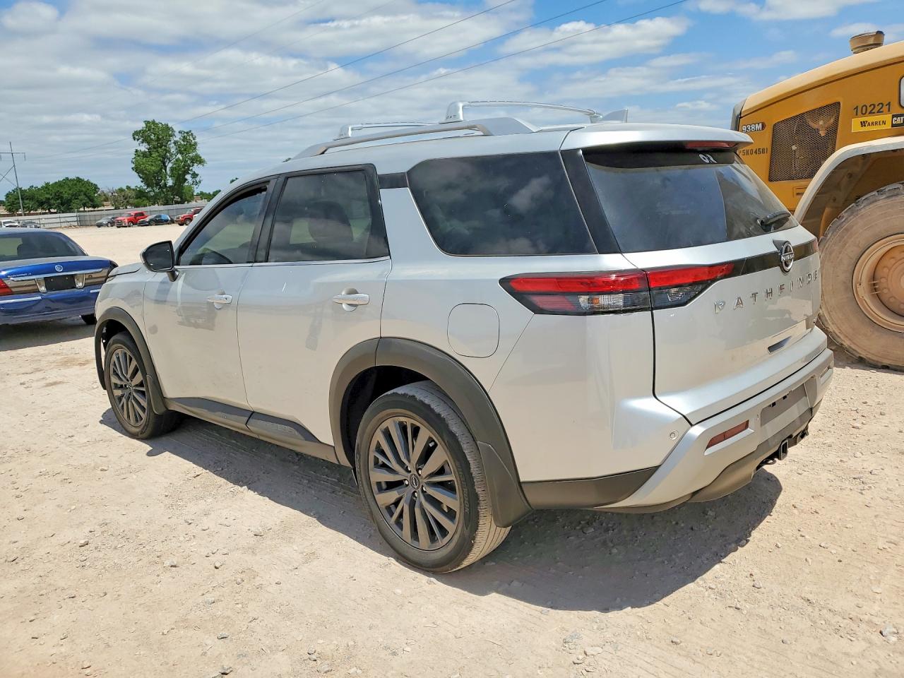NISSAN PATHFINDER 2025 — 2