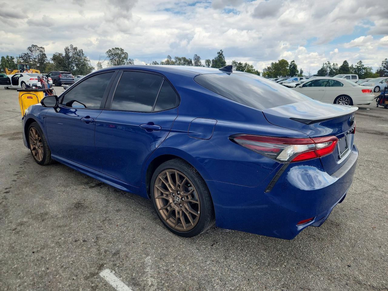 TOYOTA CAMRY 2023 — 2