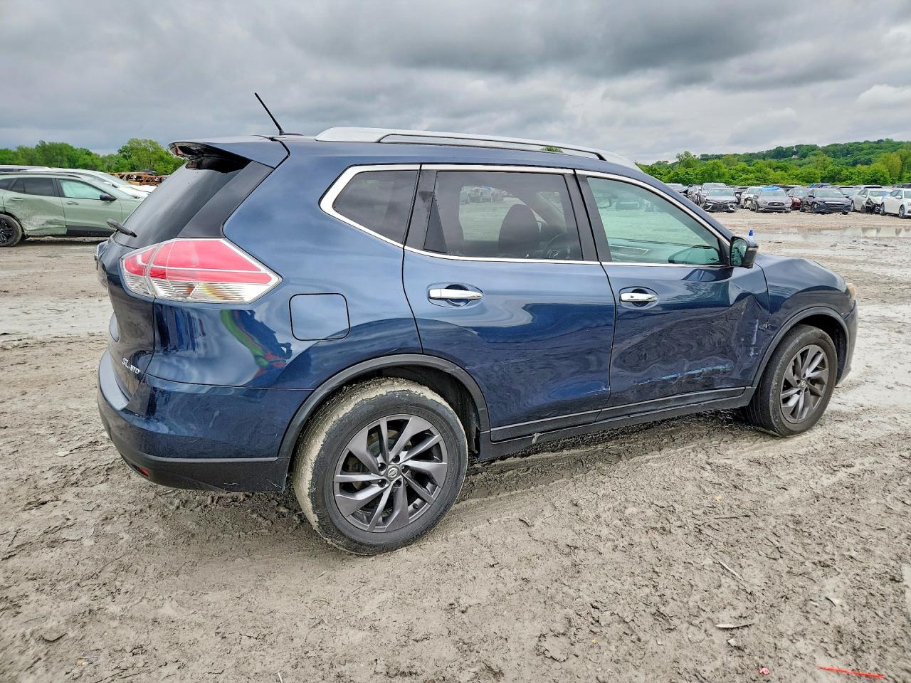NISSAN ROGUE 2016 — 3