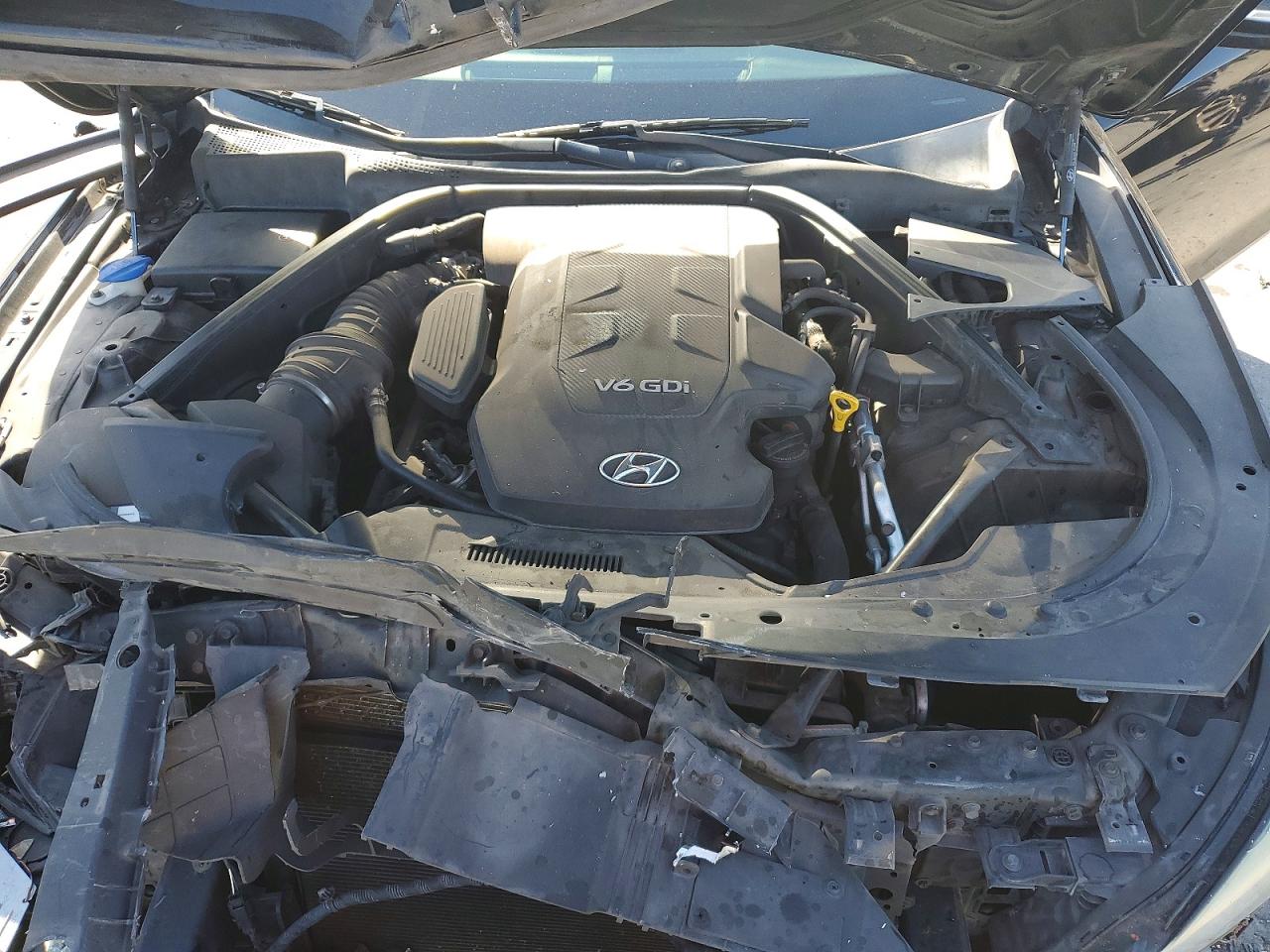 HYUNDAI GENESIS 2015 — 11