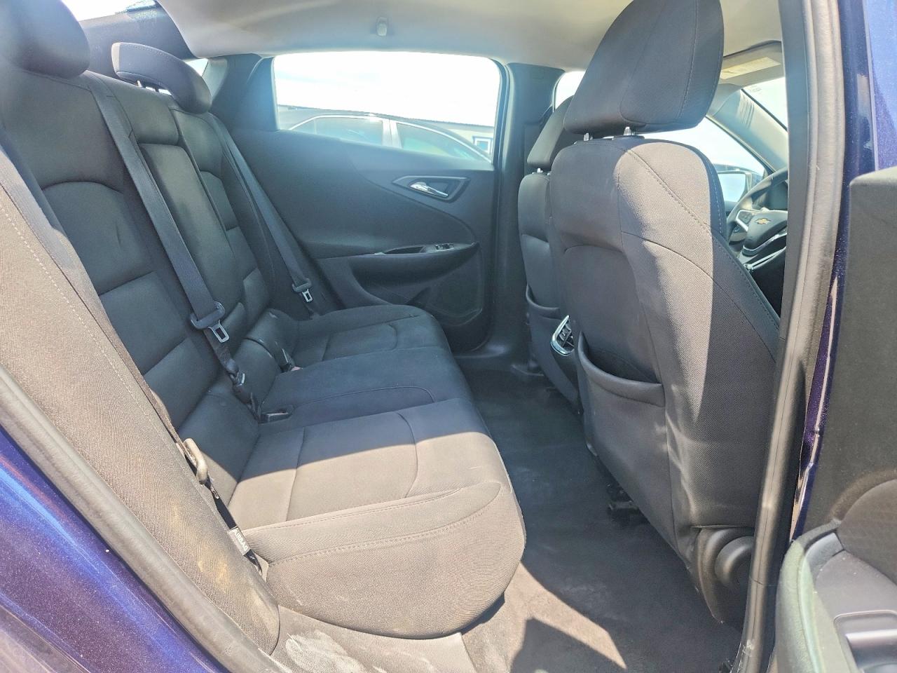 CHEVROLET MALIBU 2016 — 10