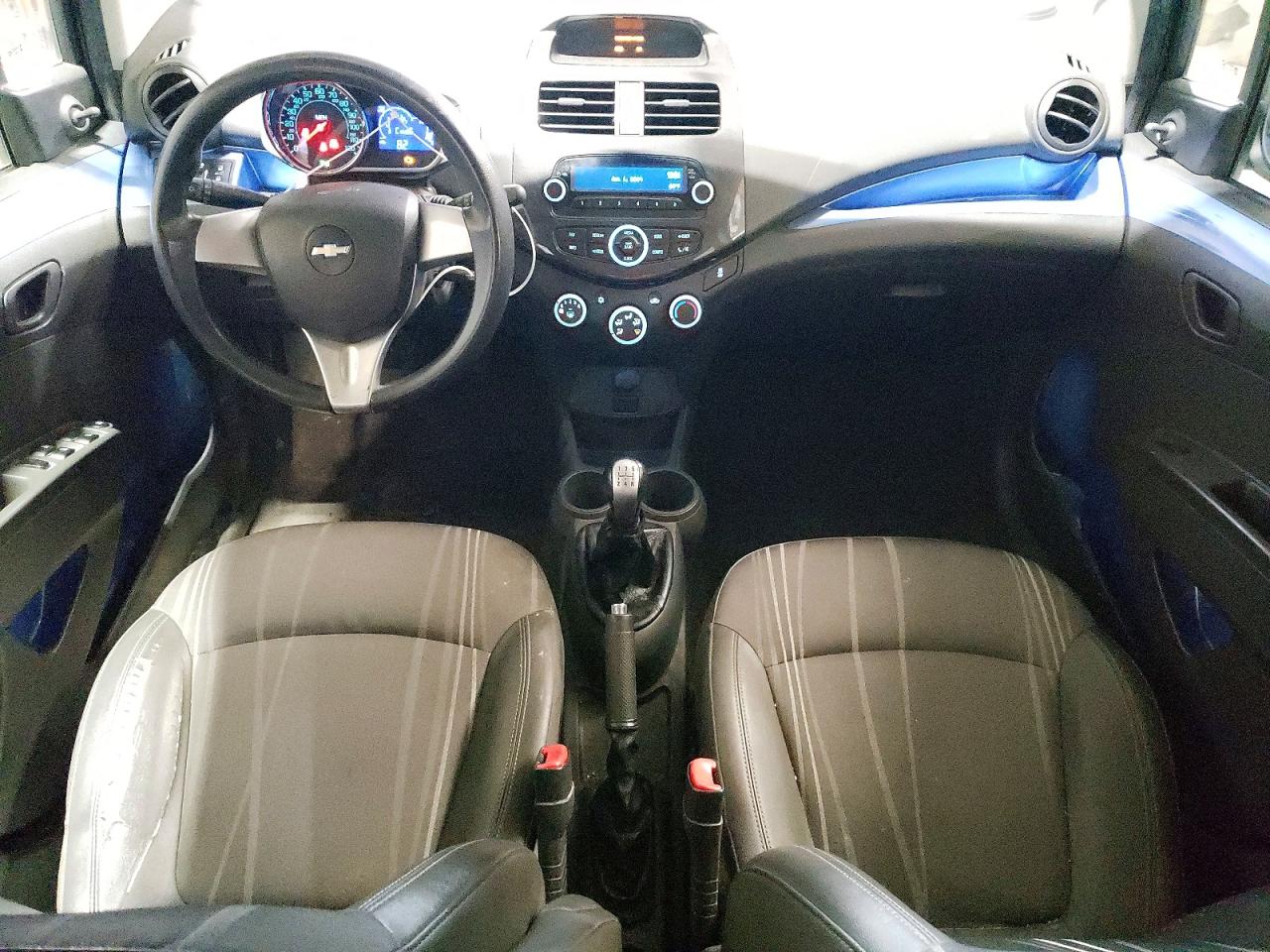 CHEV SPARK 2015 — 8
