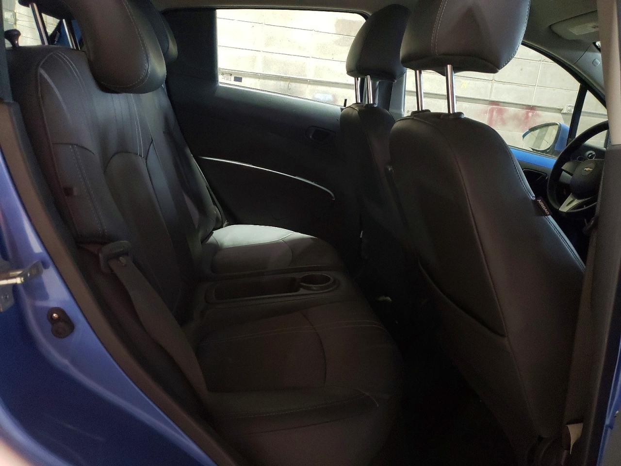 CHEV SPARK 2015 — 10
