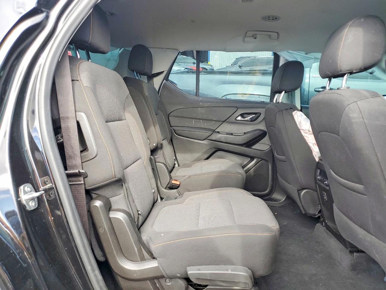 CHEVROLET TRAVERSE 2021 — 10