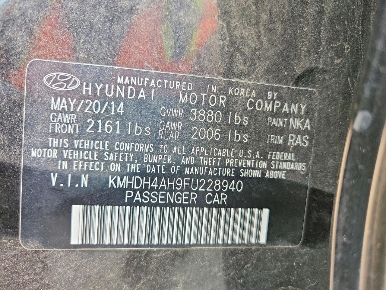 HYUNDAI ELANTRA 2015 — 12