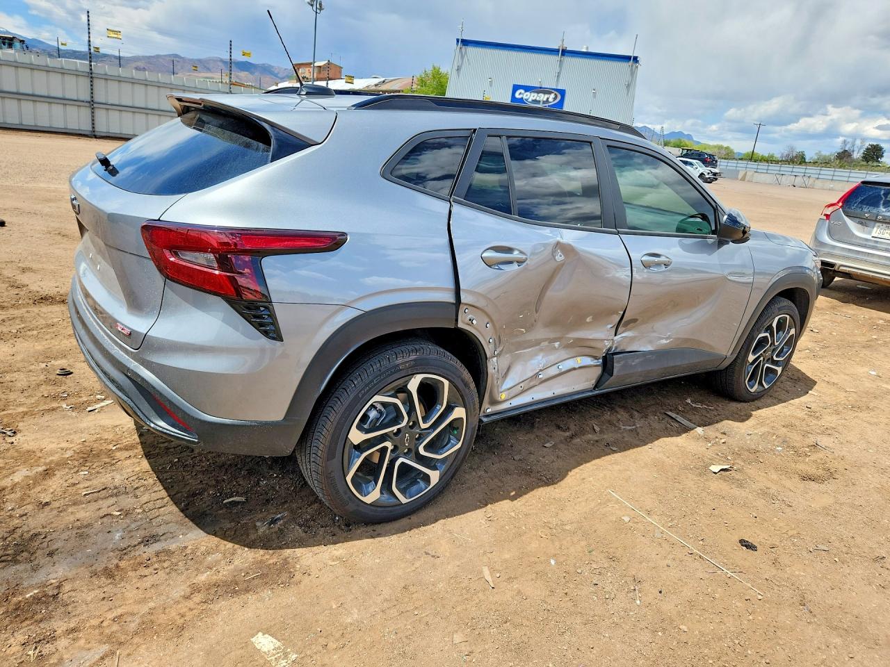 CHEVROLET TRAX 2025 — 3