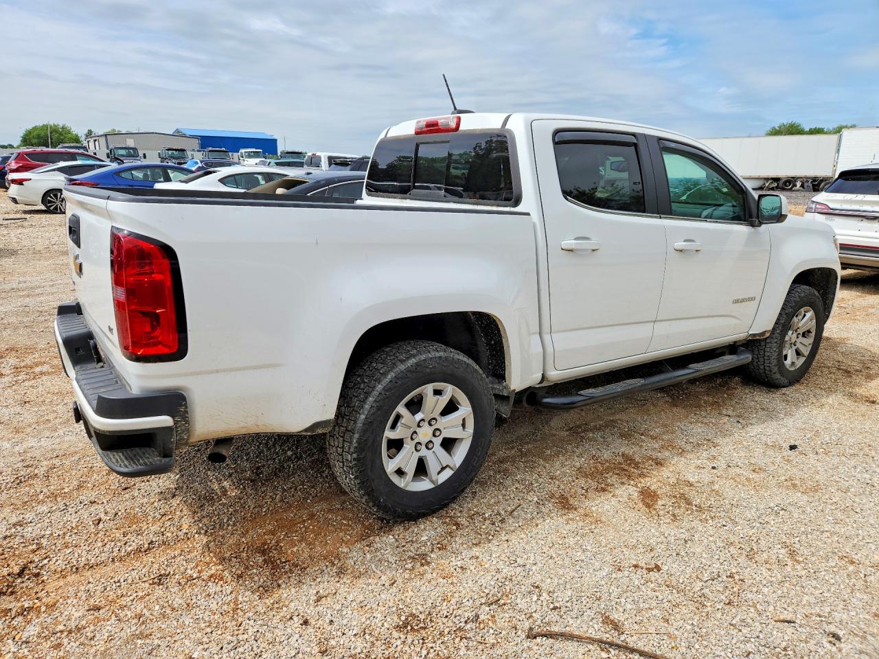 CHEVROLET COLORADO 2016 — 3