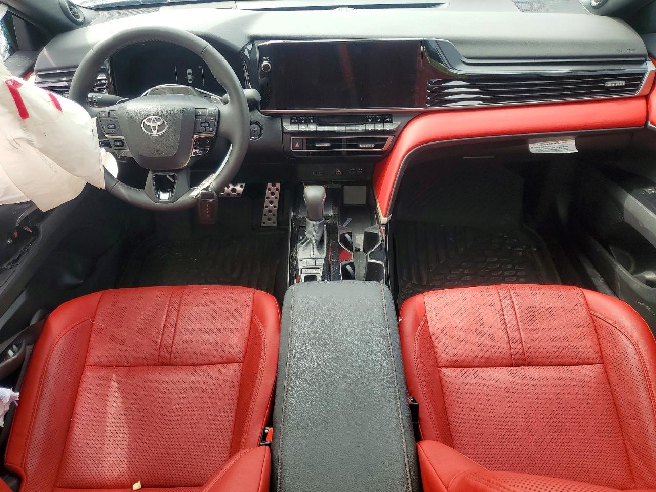 TOYOTA CAMRY 2025 — 8