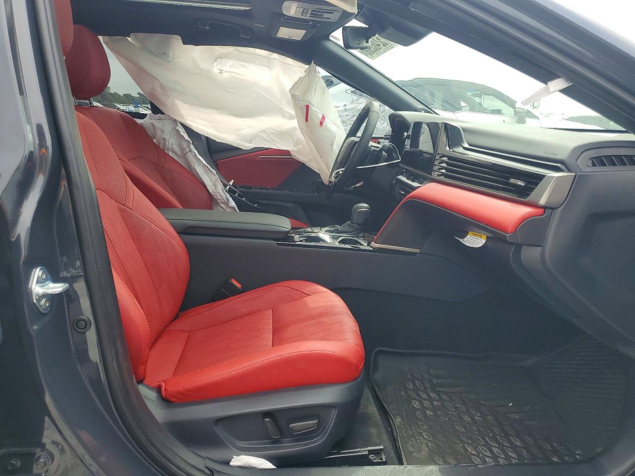 TOYOTA CAMRY 2025 — 7