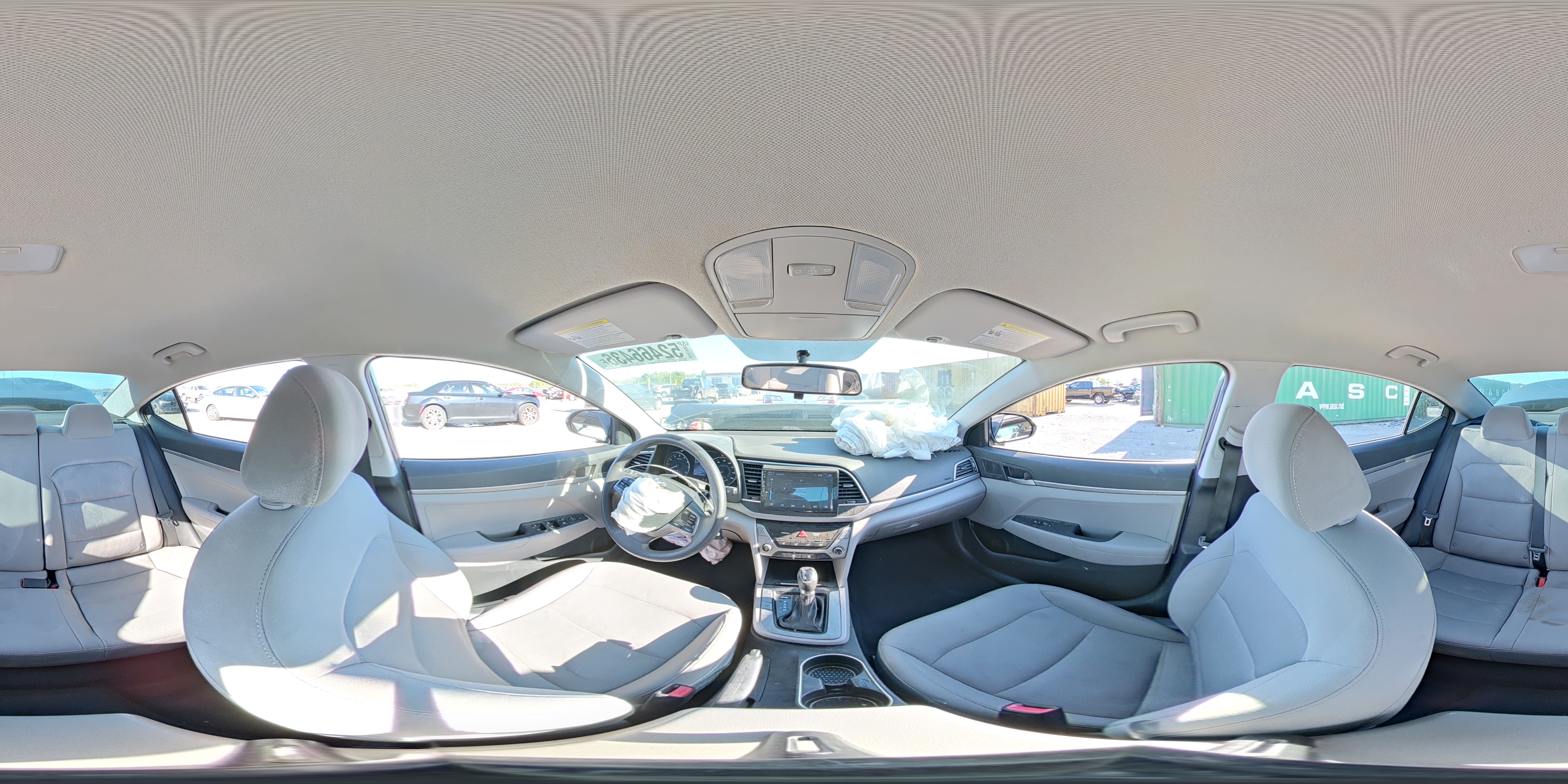 HYUNDAI ELANTRA 2018 — 13