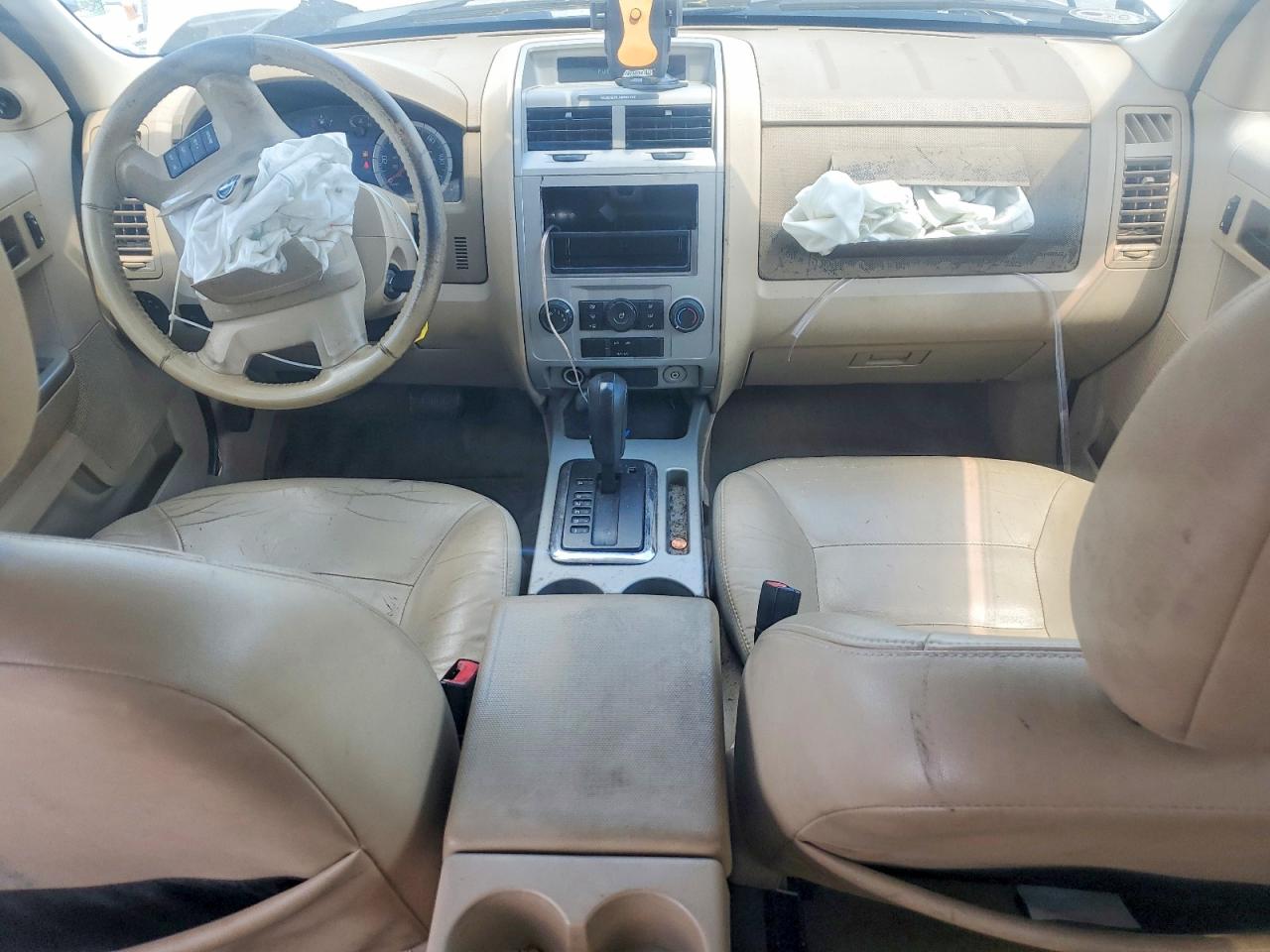FORD ESCAPE 2008 — 8