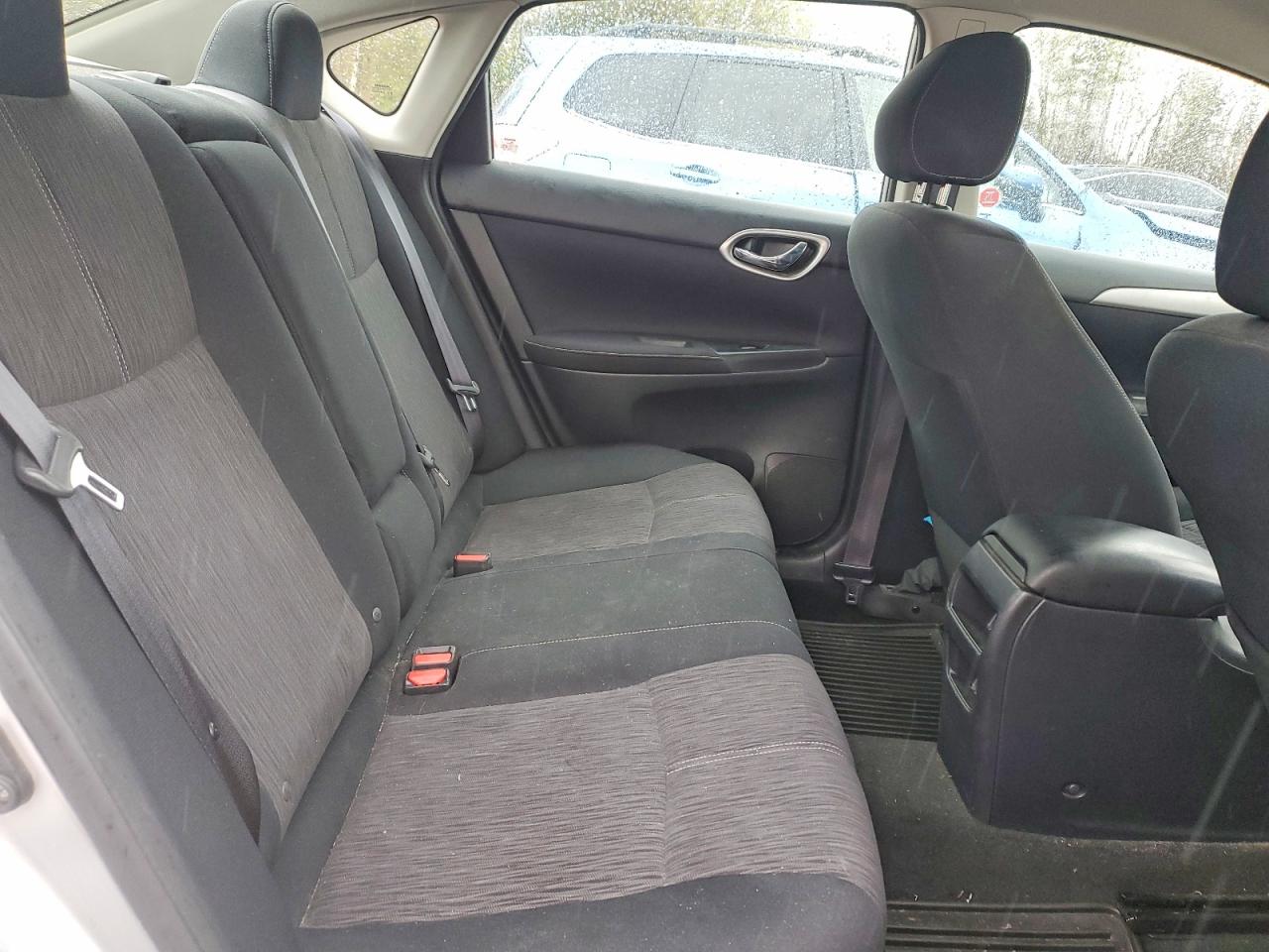NISSAN SENTRA 2014 — 10