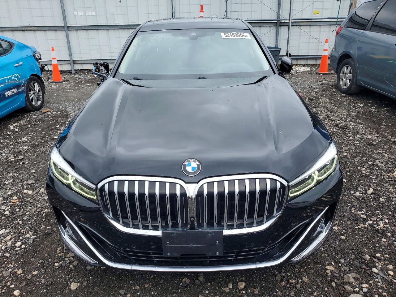 2022 BMW 740 XI