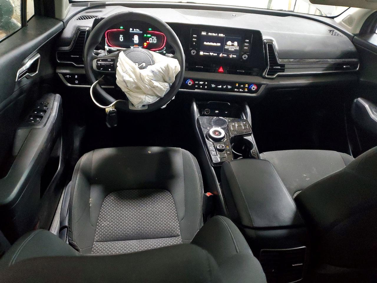 KIA SPORTAGE 2024 — 8