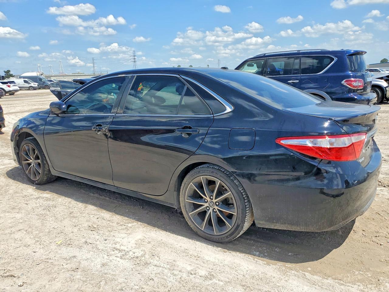 TOYOTA CAMRY 2017 — 2