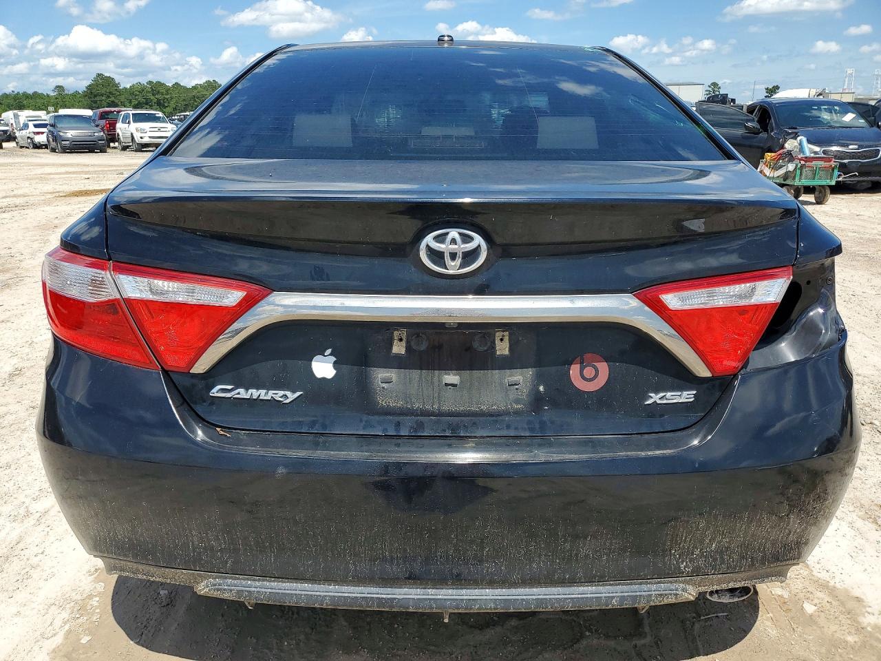 TOYOTA CAMRY 2017 — 6