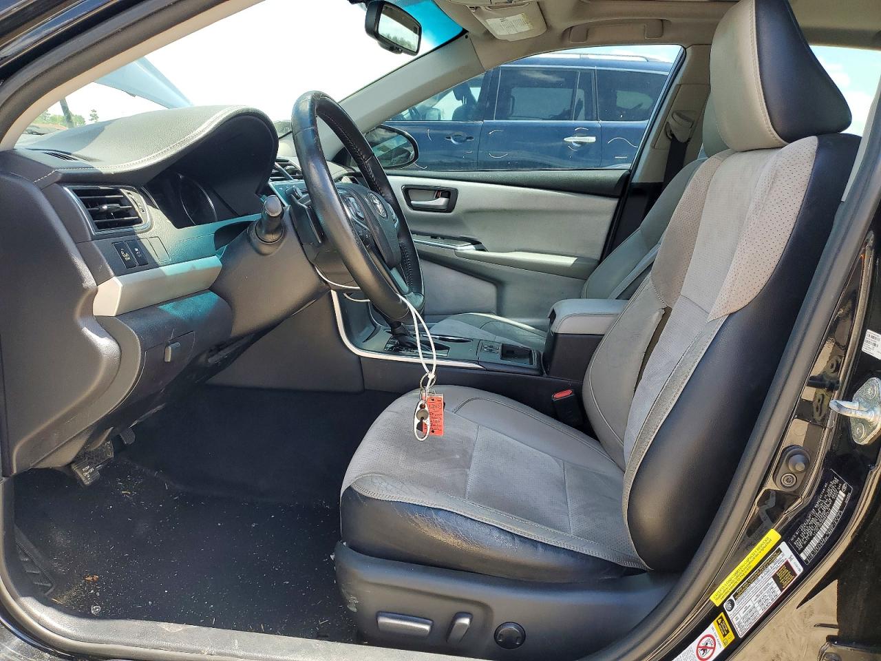 TOYOTA CAMRY 2017 — 7