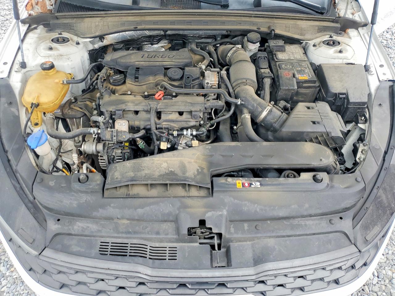 KIA K5 2022 — 11