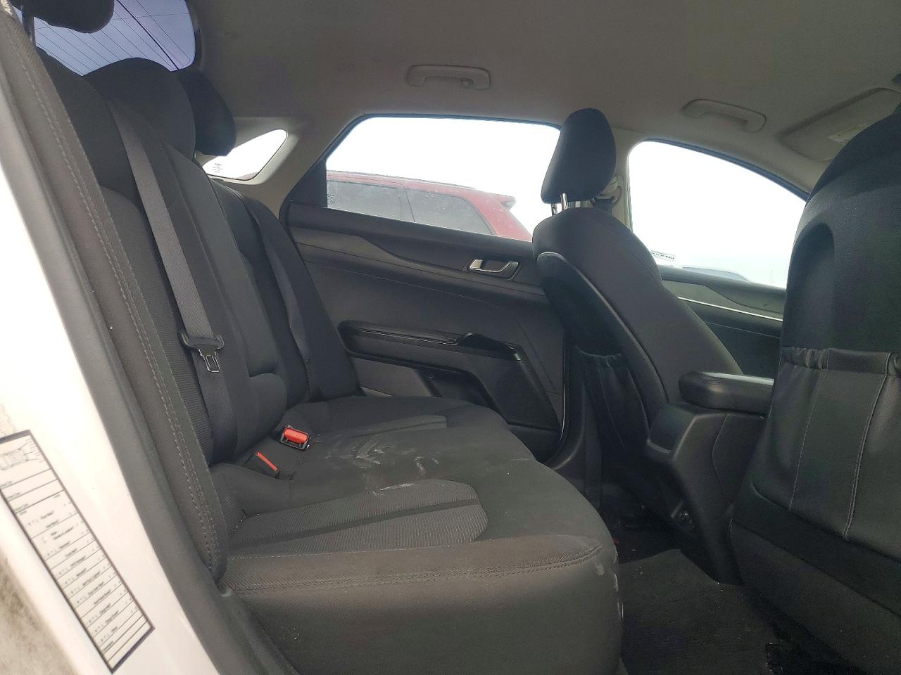 KIA K5 2022 — 10