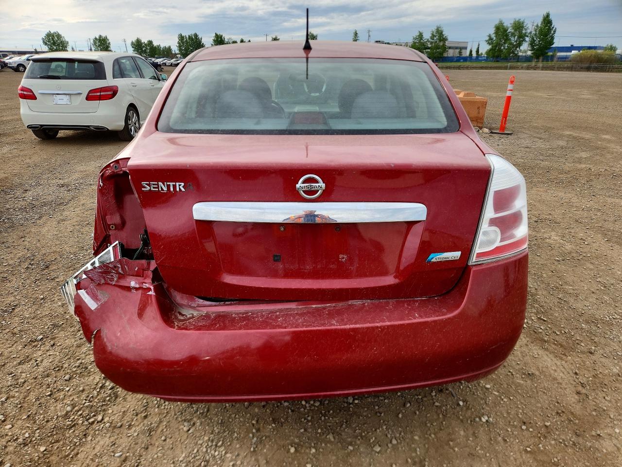 NISSAN SENTRA 2010 — 6