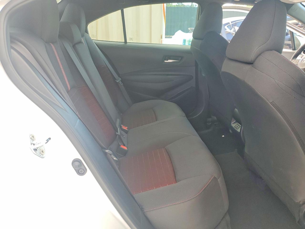 TOYOTA COROLLA 2026 — 10