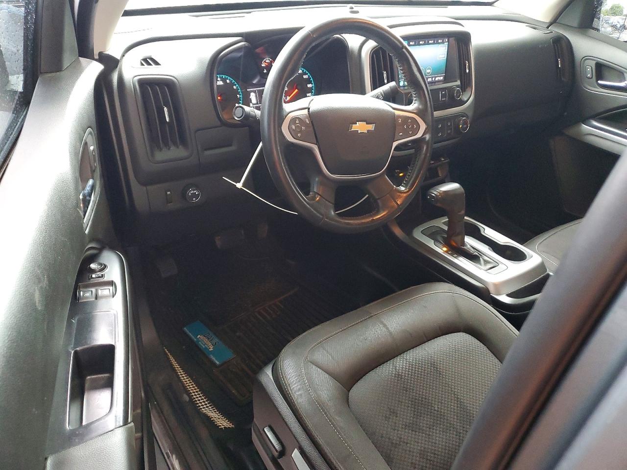 CHEVROLET COLORADO 2021 — 8