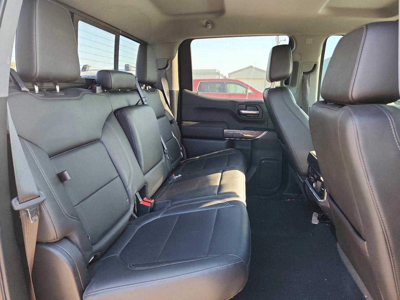 CHEVROLET SILVERADO 2019 — 10