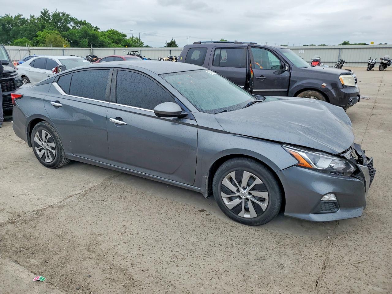 NISSAN ALTIMA 2020 — 4