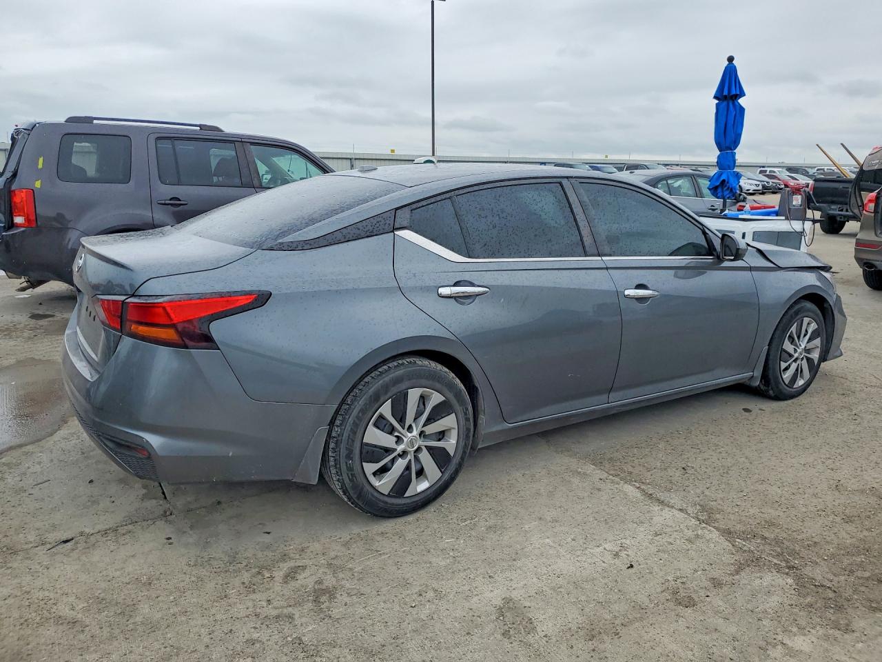 NISSAN ALTIMA 2020 — 3